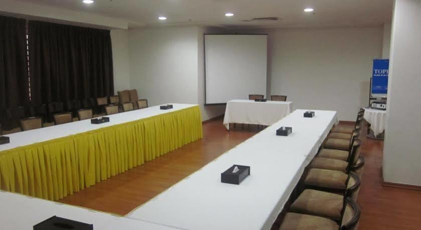 Belvedere Court Deluxe Hotel Apartments 迪拜 外观 照片